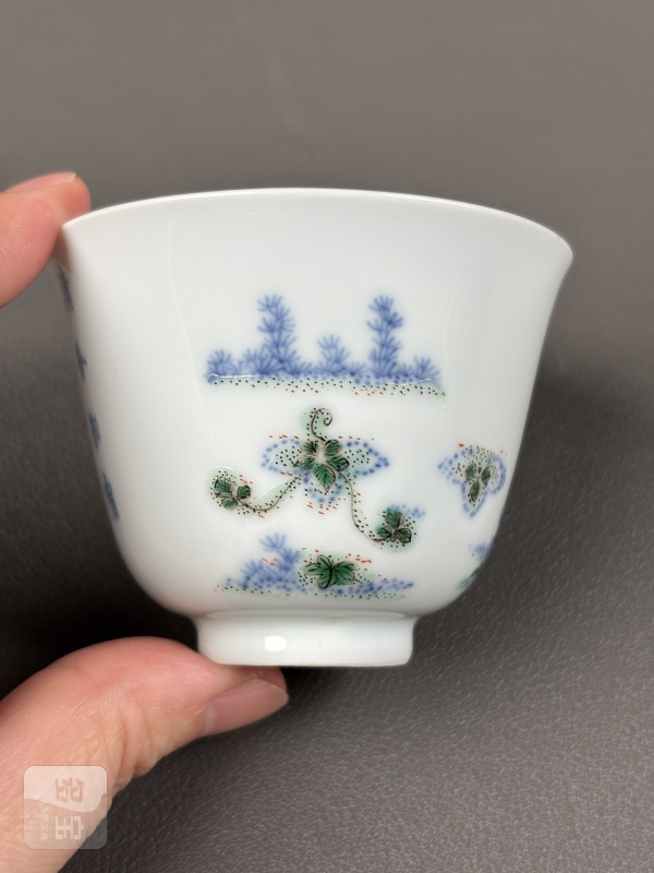 清康熙 五彩二月杏花花神杯（带木盒） - 图7